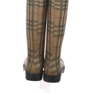Burberry Checkered Rain Boots - Black and Tan